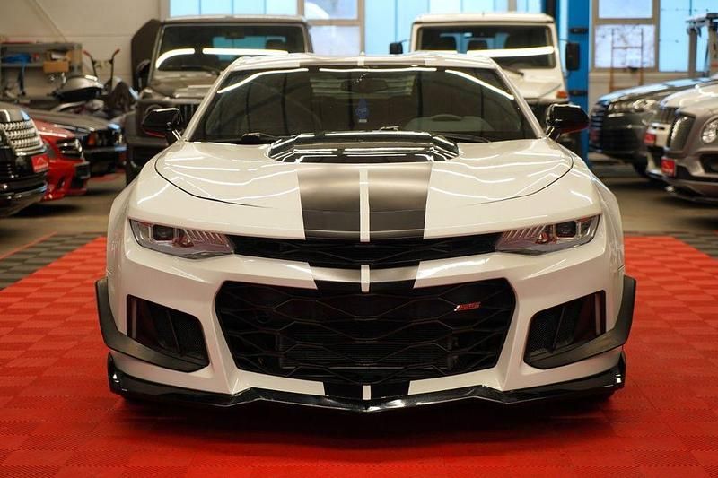 Gebraucht Chevrolet Camaro SS 461 PS (339 kW) 2021 Weiß Coupé