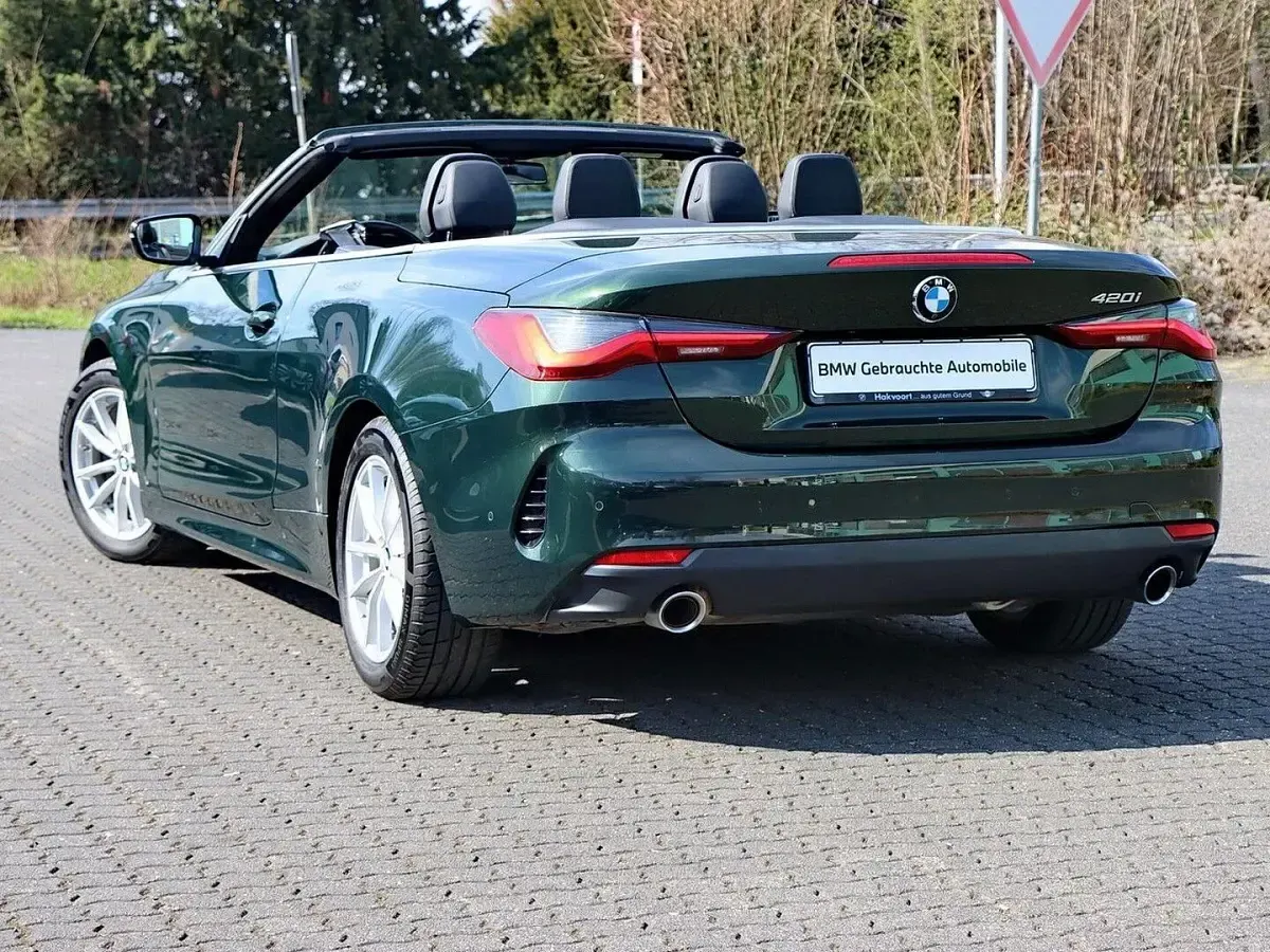 Gebraucht BMW 420 Cabriolet Sport Line 184 PS (135 kW) 2022 Sanremo green Cabrio