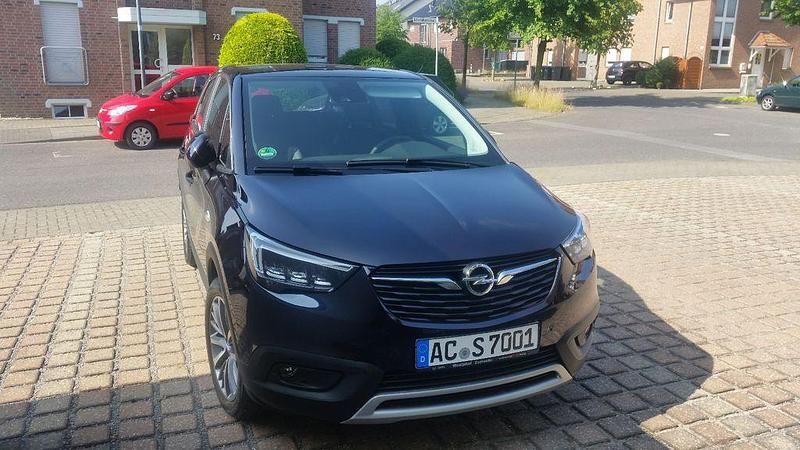 Blau Gebraucht 2019 Opel Crossland Innovation SUV | 10.000 € (Superpreis) - Bild 1/4