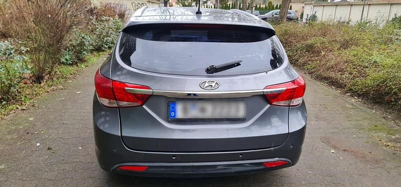 Gebraucht Hyundai i40 2013 Silber Coupé