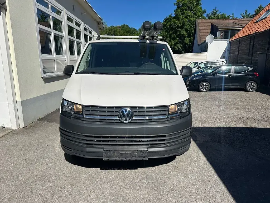 Gebraucht VW Transporter 102 PS (75 kW) 2019 Weiß Van