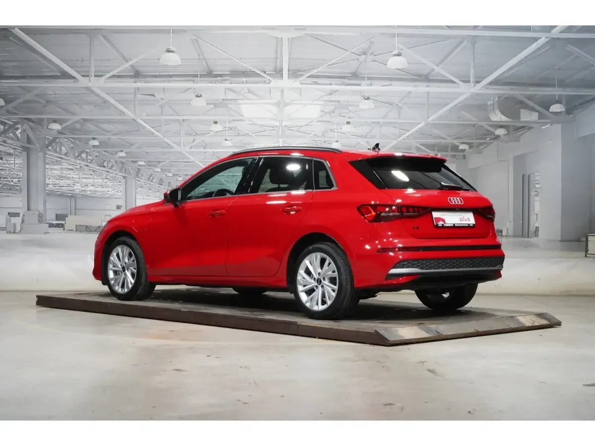 Usata Audi A3 Sportback e-tron Advanced Plus 204 CV (150 kW) 2025 Rosso Utilitaria