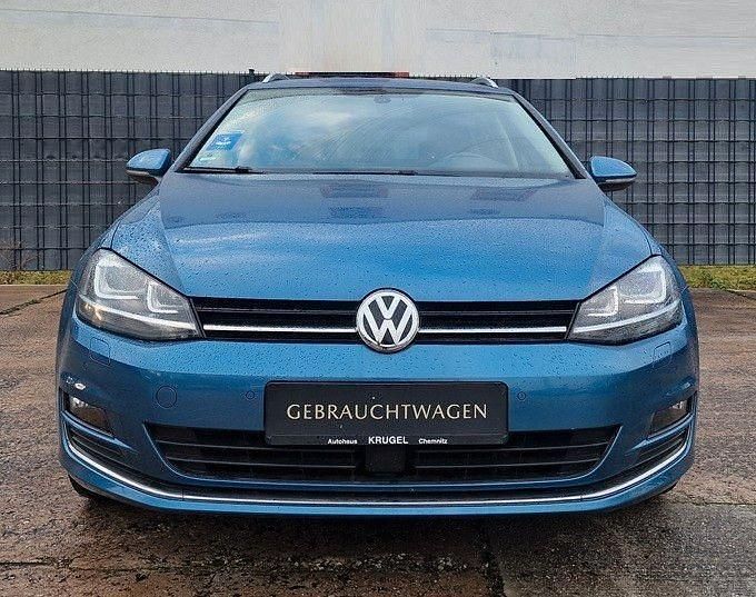 Blau Gebraucht 2013 VW Golf VII Highline Kombi | 10.999 € (Teuer) - Bild 1/4