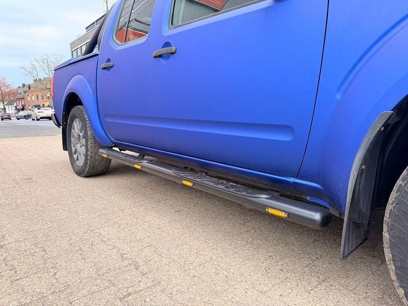 Gebraucht Nissan Navara 231 PS (169 kW) 2013 Blau Pickup