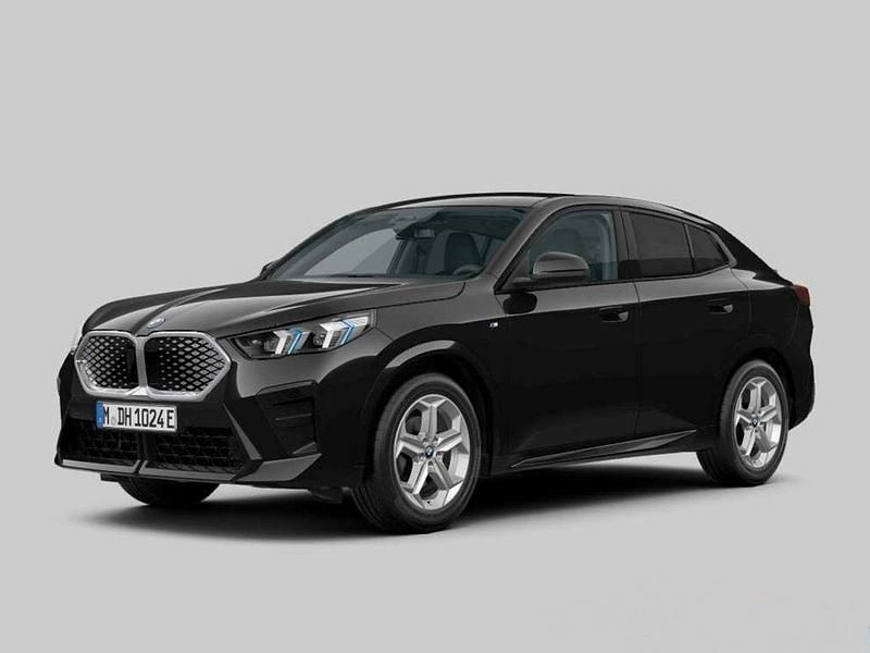 Schwarz Gebraucht 2024 BMW iX2 M Sport SUV | 39.480 € (Etwas zu teuer) - Bild 1/4