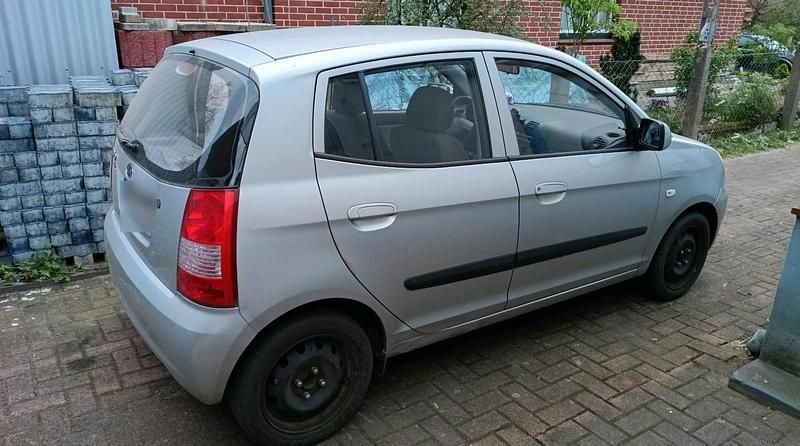 Używany Kia Picanto 65 KM (47 kW) 2009 Srebrny Hatchback