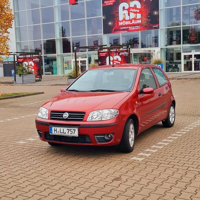 Rot Gebraucht 2005 Fiat Punto Kleinwagen | 1.199 € (Fairer Preis) - Bild 1/4
