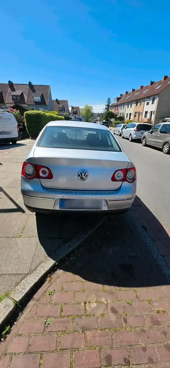Second-hand VW Passat 140 CP (102 kW) 2008 Argintiu Berlinǎ