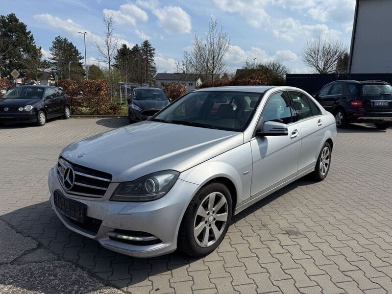 Gebraucht Mercedes C250 204 PS (150 kW) 2011 Silber Limousine