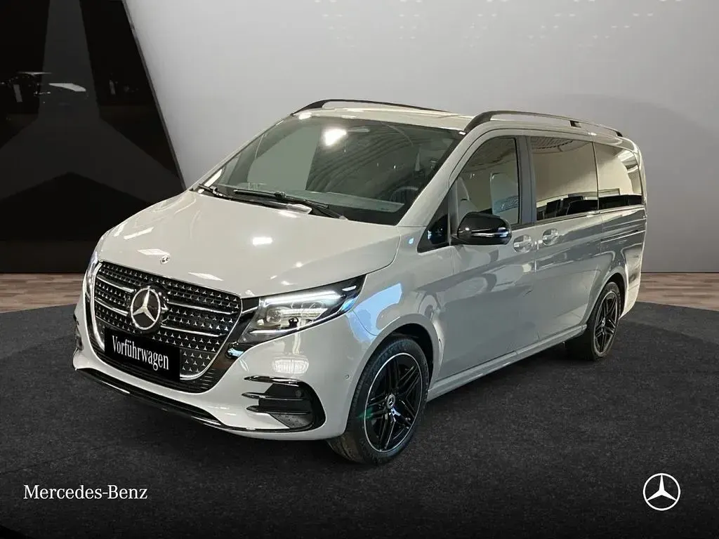Gebraucht Mercedes V250 Avantgarde 190 PS (139 kW) 2025 Grau Van / Kleinbus