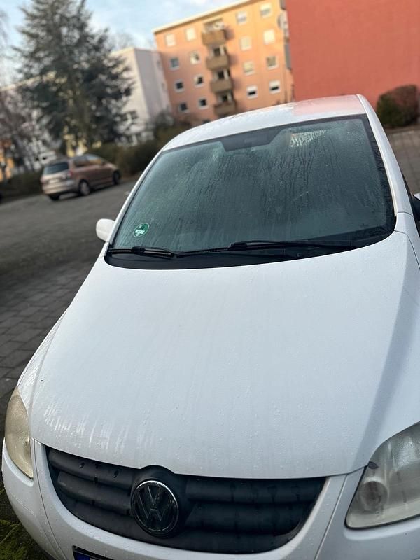 Weiß Gebraucht 2007 VW Fox Kleinwagen | 1.050 € (Guter Preis) - Bild 1/3