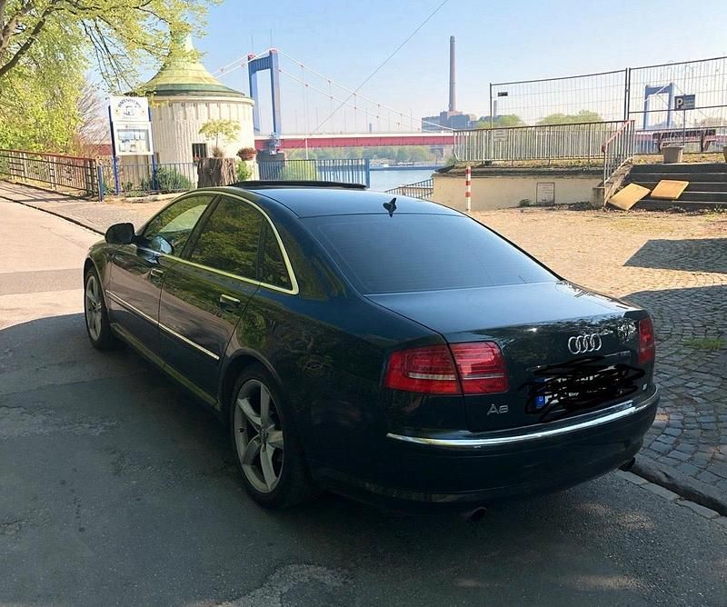 Grün Gebraucht 2008 Audi A8 Limousine | 8.499 € - Bild 1/4