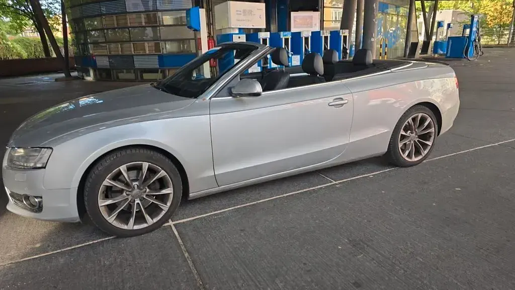 Gebraucht Audi A5 Cabriolet Design 160 PS (117 kW) 2009 Silber Cabrio