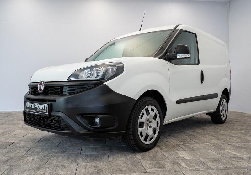 Weiß Gebraucht 2021 Fiat Doblò Van / Kleinbus | 7.840 € (Superpreis) - Bild 1/4