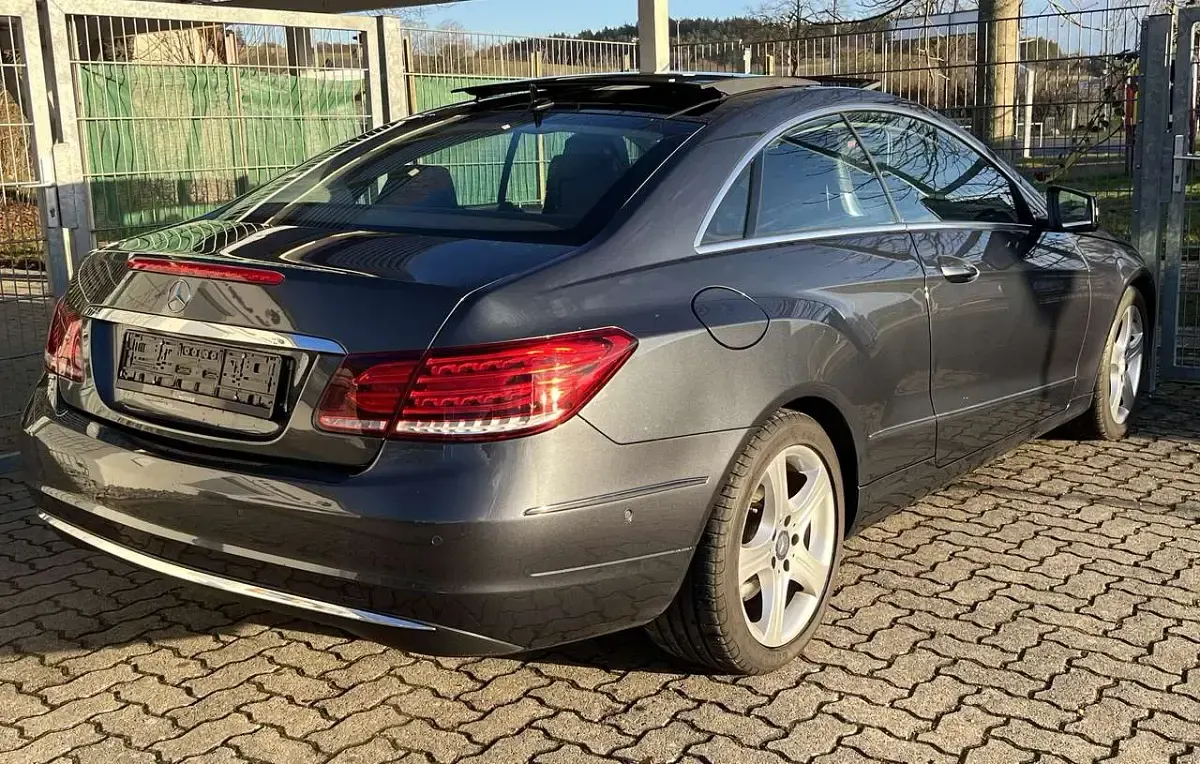 Gebraucht Mercedes E350 306 PS (225 kW) 2014 Coupé