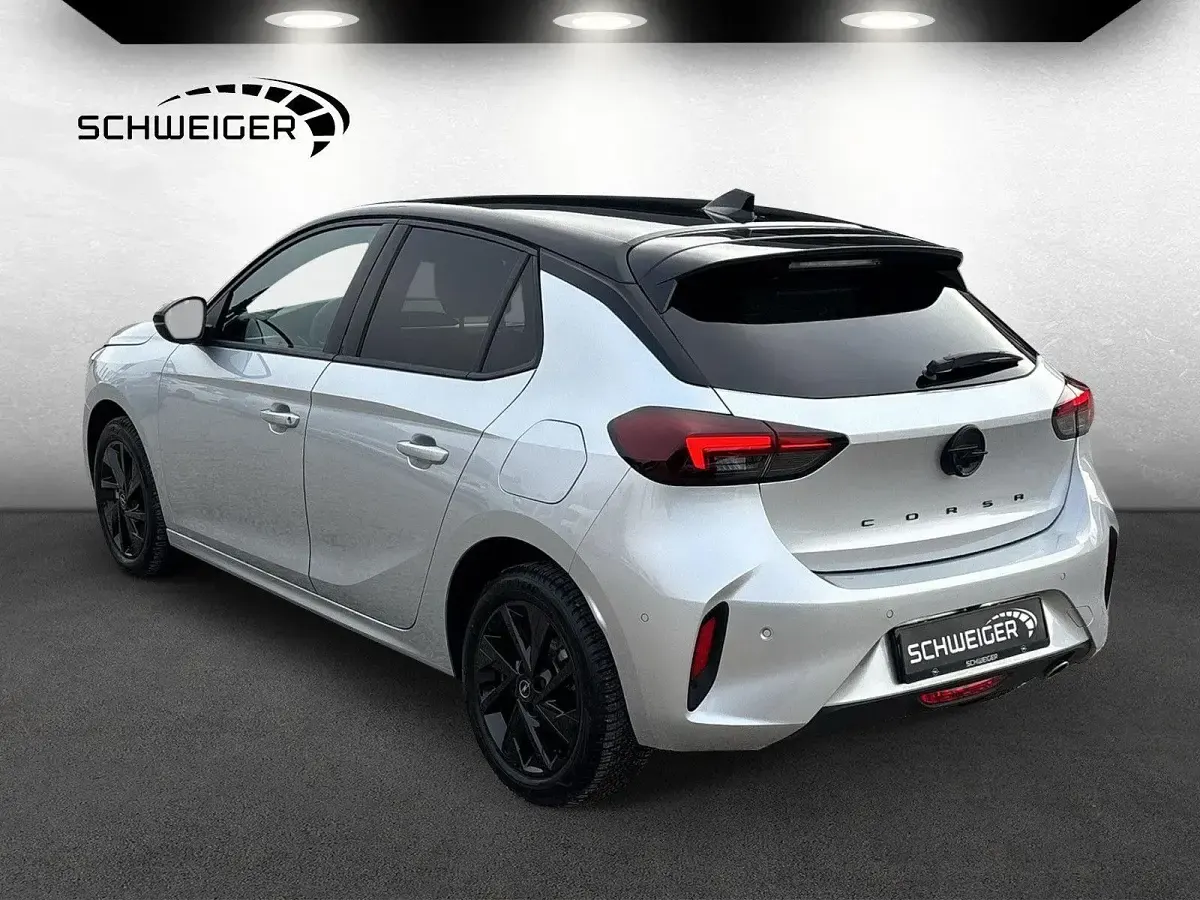 Gebraucht Opel Corsa 101 PS (74 kW) 2024 Silber Limousine