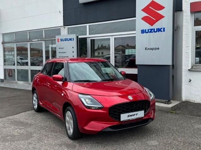 Neu Suzuki Swift Comfort 83 PS (61 kW) 2025 Rot Kleinwagen