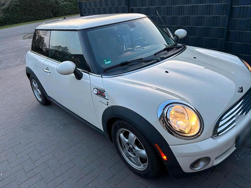 Usado Mini ONE 100 HP (73 kW) 2010 Bege Citadino