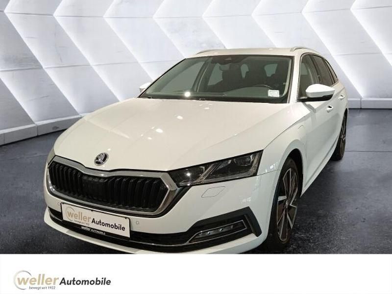 Weiss Gebraucht 2021 Skoda Octavia First Edition Kombi | 20.875 € (Fairer Preis) - Bild 1/4