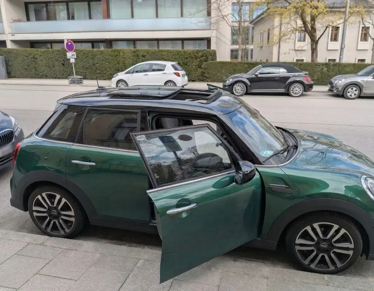 Używany Mini Cooper 136 KM (100 kW) 2022 Zielony Hatchback