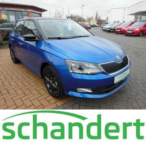Schwarz metallic Gebraucht 2014 Skoda Fabia Ambition Limousine | 16.950 € - Bild 1/4