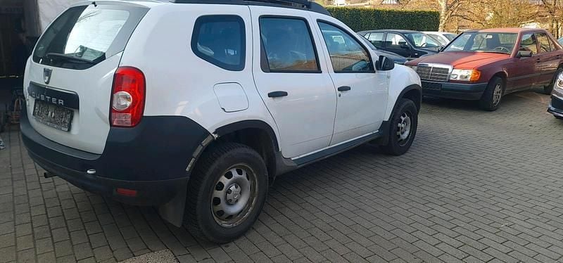 Gebraucht Dacia Duster 105 PS (77 kW) 2012 Weiß SUV