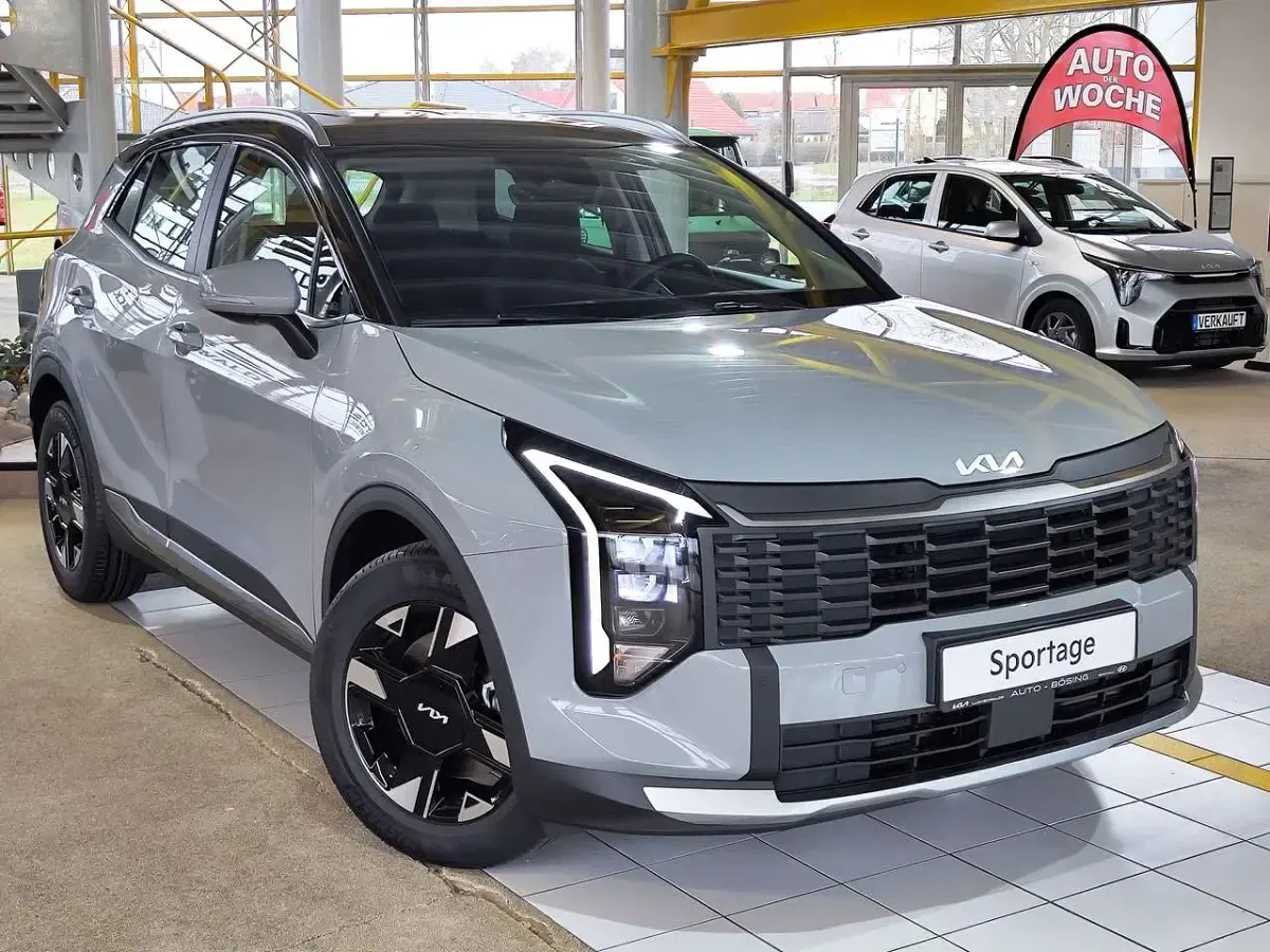 Neu Kia Sportage 150 PS (110 kW) 2026 Grau SUV