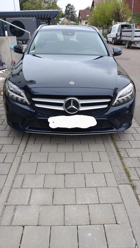 Blau Gebraucht 2019 Mercedes C220 Kombi | 21.000 € (Guter Preis) - Bild 1/4