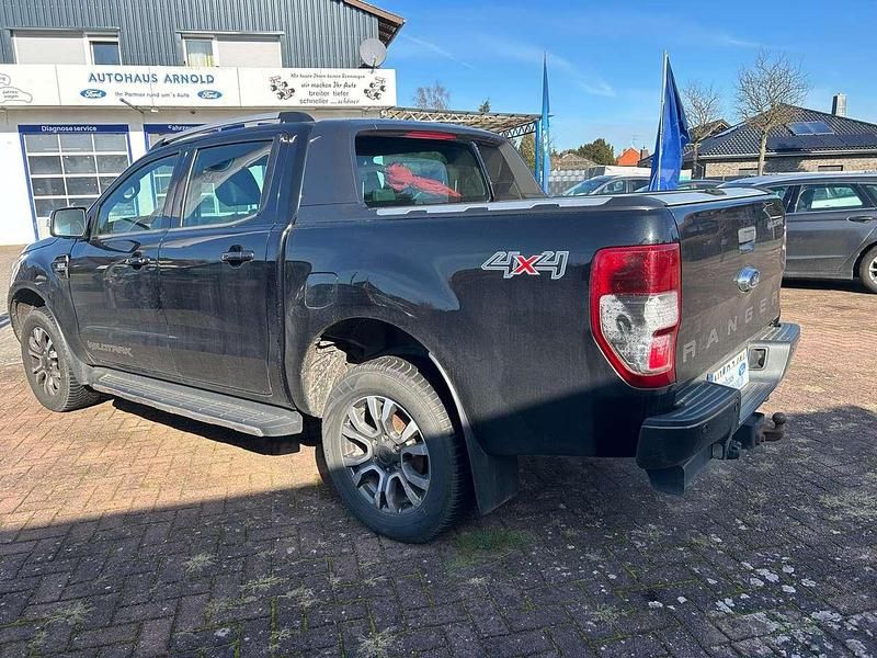 Gebraucht Ford Ranger Wildtrack 200 PS (147 kW) 2016 Pantherschwarz metallic Pickup