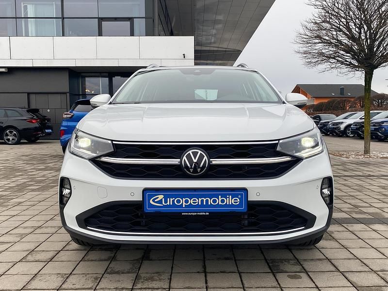 Gebraucht VW Taigo IQ Drive 110 PS (80 kW) 2022 Pure white/weiß SUV