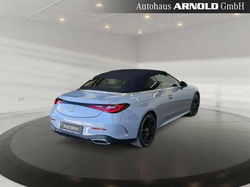 Gebraucht Mercedes 220 197 PS (144 kW) 2025 Manufaktur alpingrau uni Cabrio