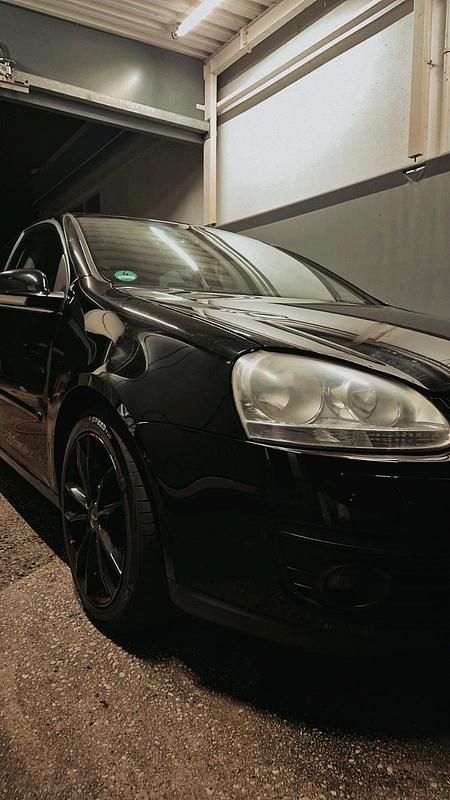 Schwarz Gebraucht 2007 VW Golf V GT Kleinwagen | 2.500 € (Superpreis) - Bild 1/2