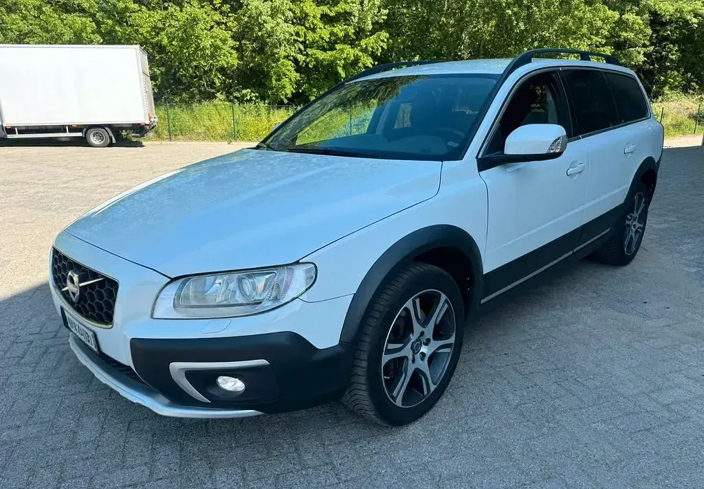 Second-hand Volvo XC70 181 CP (133 kW) 2014 Alb Break