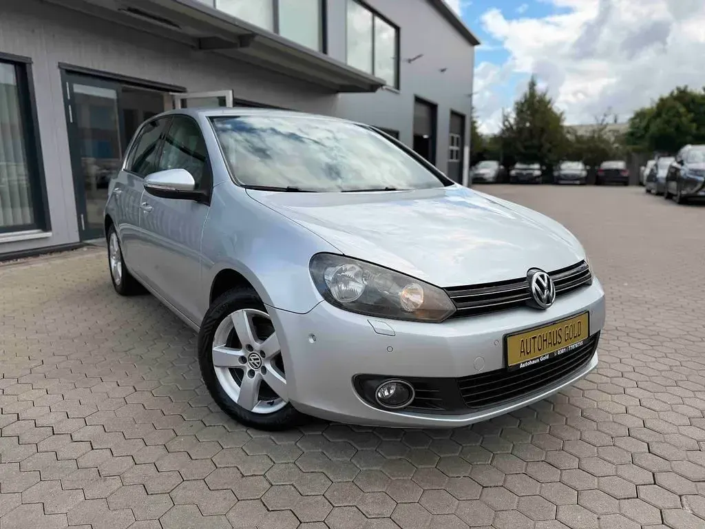 Gebraucht VW Golf VI Team 86 PS (63 kW) 2011 Silber Limousine