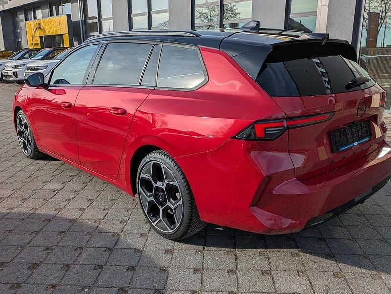 Gebraucht Opel Astra Ultimate 131 PS (96 kW) 2025 Rot Kombi