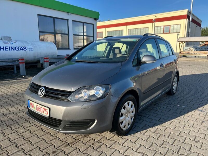 Grau Gebraucht 2009 VW Golf Plus Comfortline Van / Kleinbus | 3.490 € (Fairer Preis) - Bild 1/4