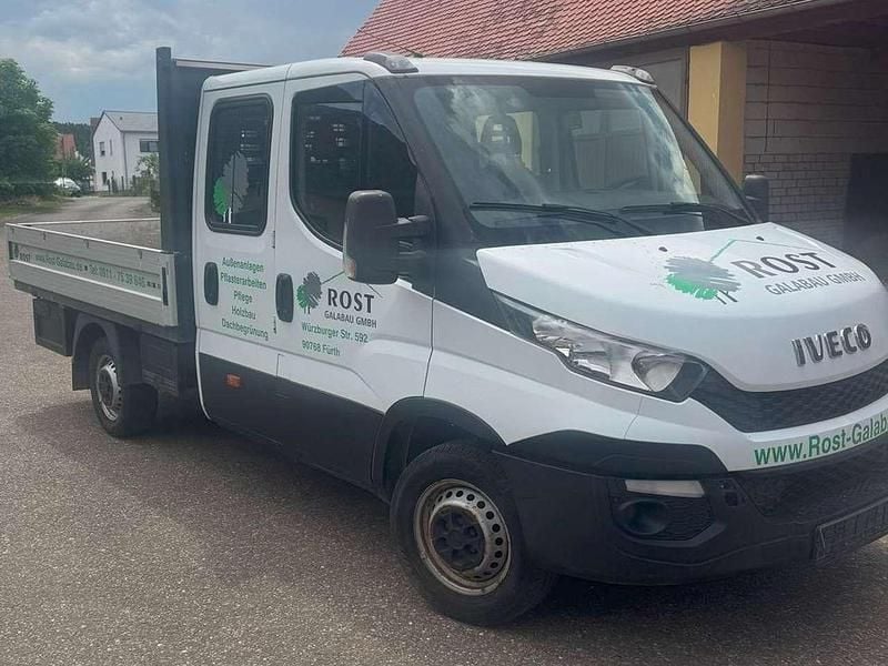 Weiß Gebraucht 2016 Iveco Daily Van | 12.400 € - Bild 1/4