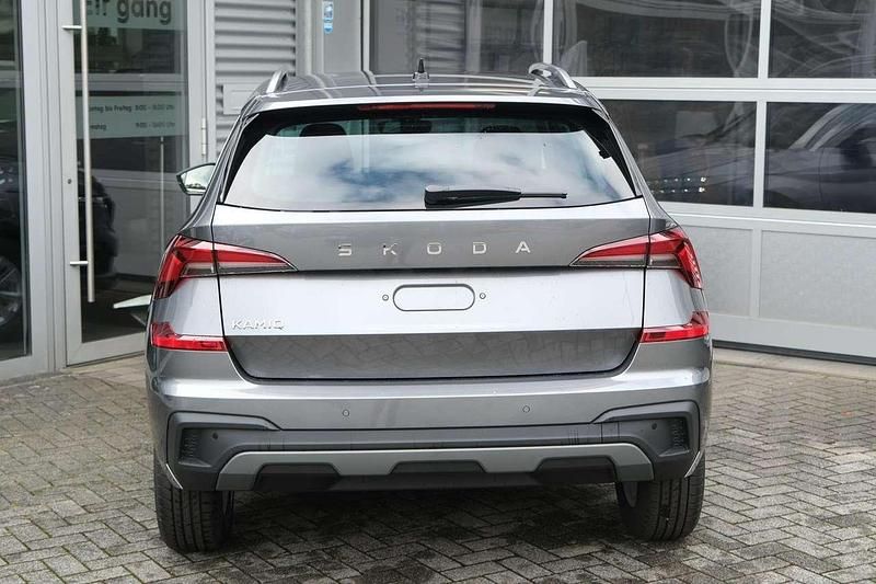 Neu Skoda Kamiq Selection 116 PS (85 kW) 2025 Graphite grau metallic SUV
