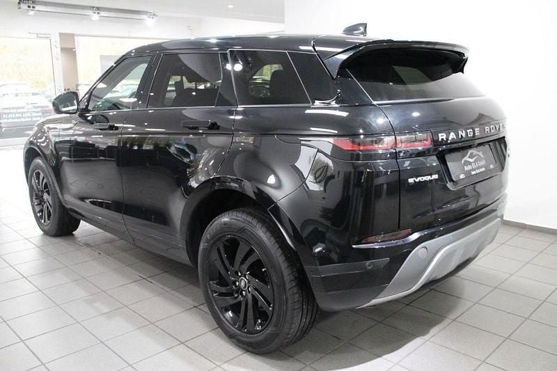 Gebraucht Land Rover Range Rover evoque 163 PS (119 kW) 2021 Santorini black SUV