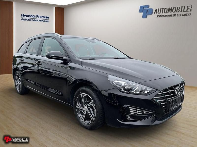 Gebraucht Hyundai XG 88 PS (64 kW) 2022 Schwarz Limousine