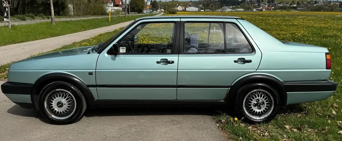 Używany VW Jetta 90 KM (66 kW) 1990 Zielony Sedan/Limuzyna