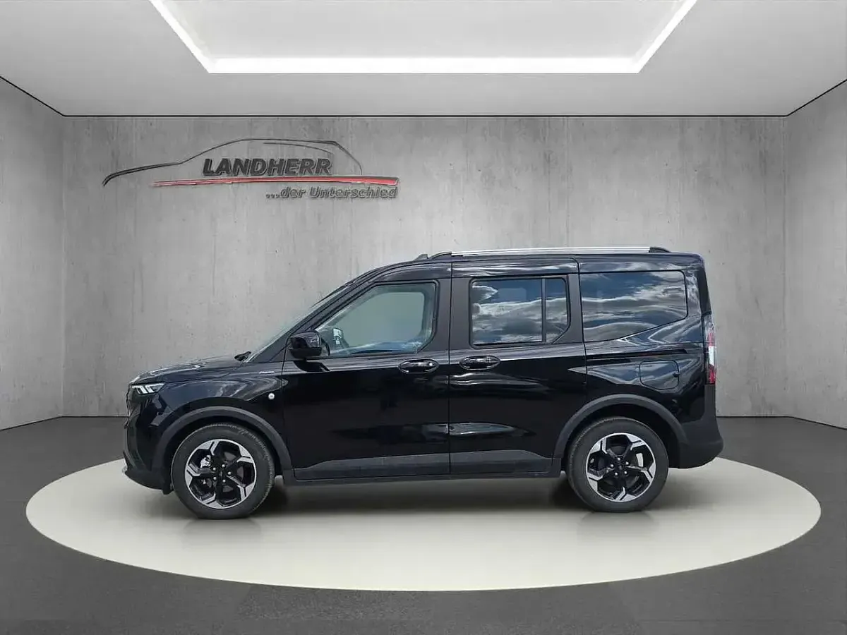 Gebraucht Ford Tourneo Courier Active 125 PS (91 kW) 2025 Schwarz Van / Kleinbus