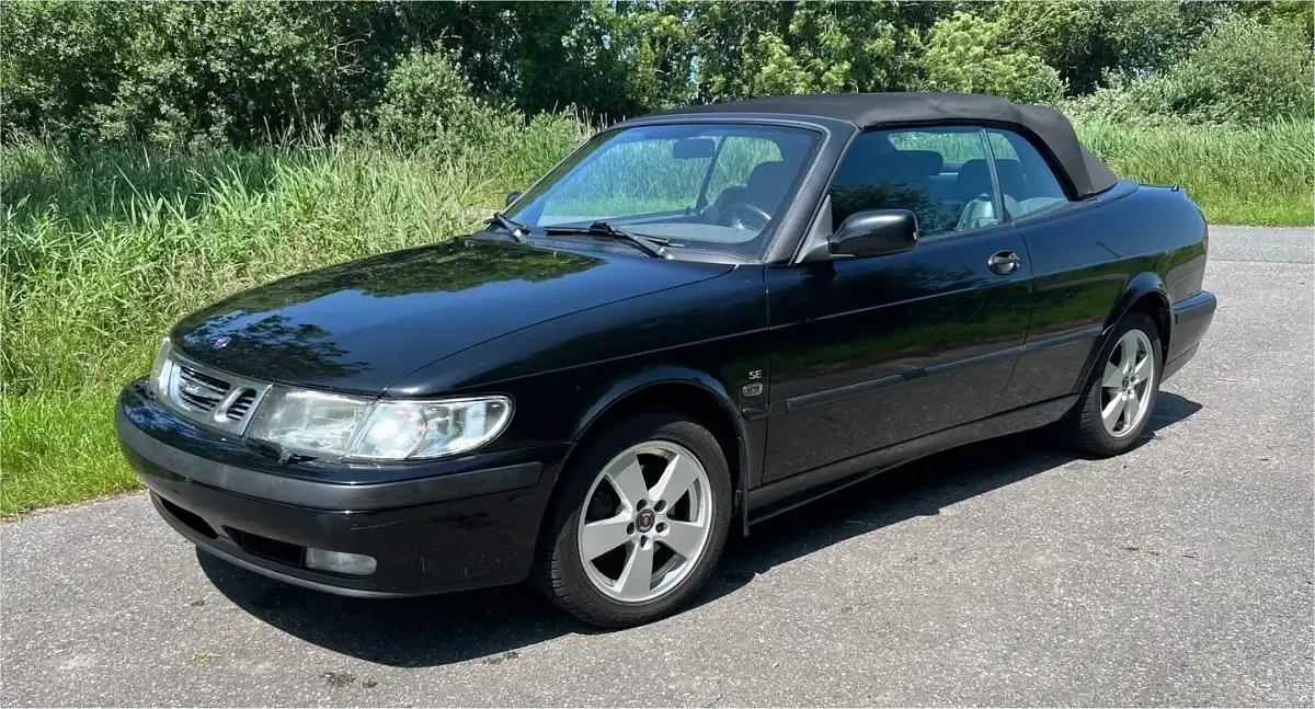 Używany Saab 9-3 Cabriolet 154 KM (113 kW) 2000 Czarny Kabriolet