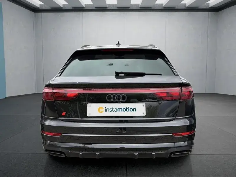 Gebraucht Audi Q8 286 PS (210 kW) 2025 Schwarz SUV