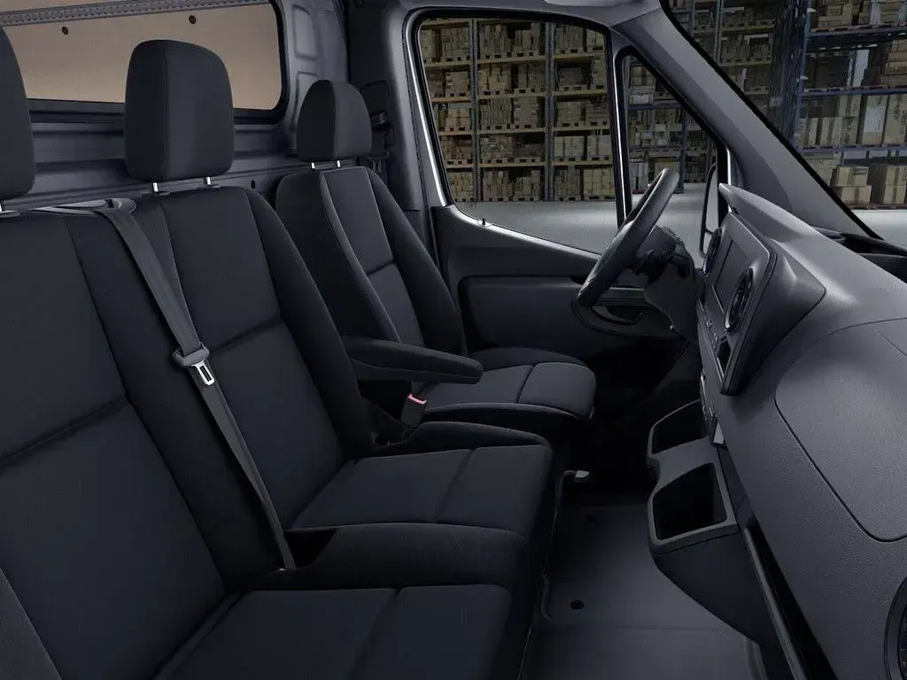 Gebraucht Mercedes Sprinter 170 PS (125 kW) 2023 Weiss / arktikweiss Van