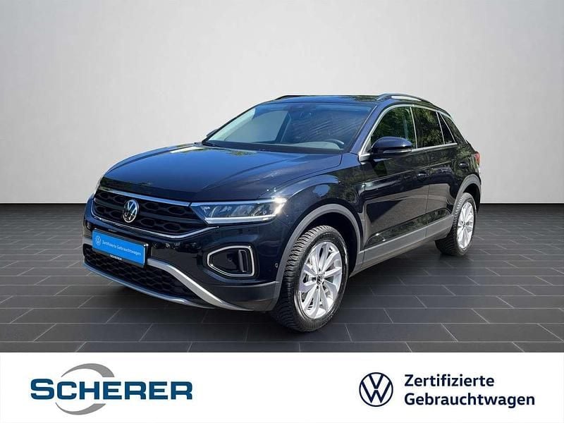 Deep black perleffekt Gebraucht 2025 VW T-Roc Life SUV | 29.900 € (Superpreis) - Bild 1/4