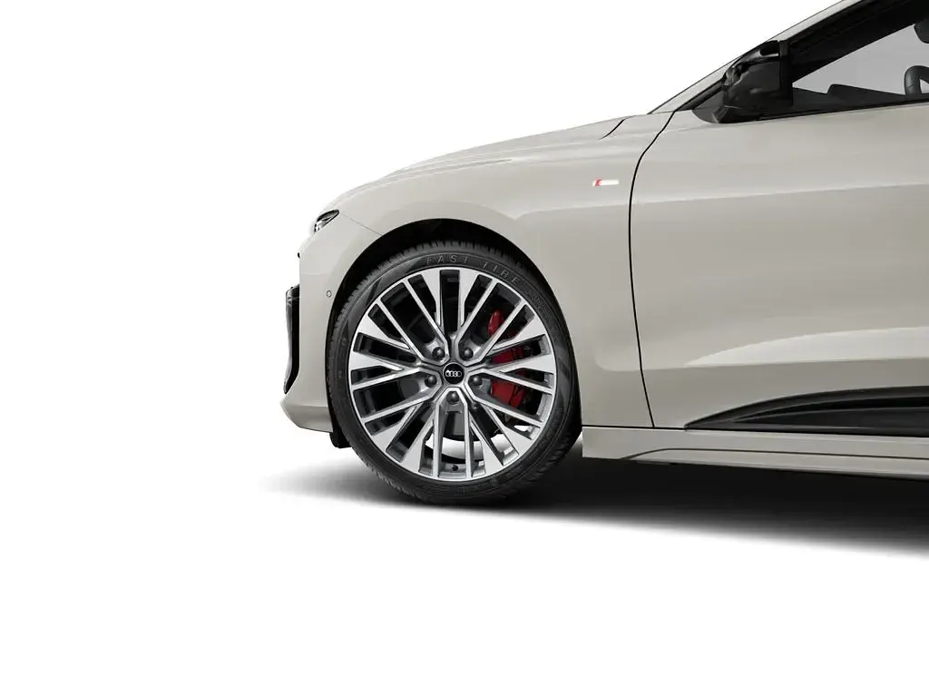 Second-hand Audi A6 e-tron S-Line 314 kW (428 CP) 2025 Bej Break