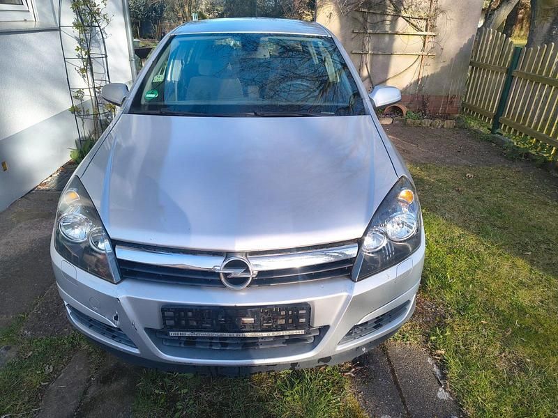 Gebraucht Opel Astra 125 PS (91 kW) 2004 Grau Limousine