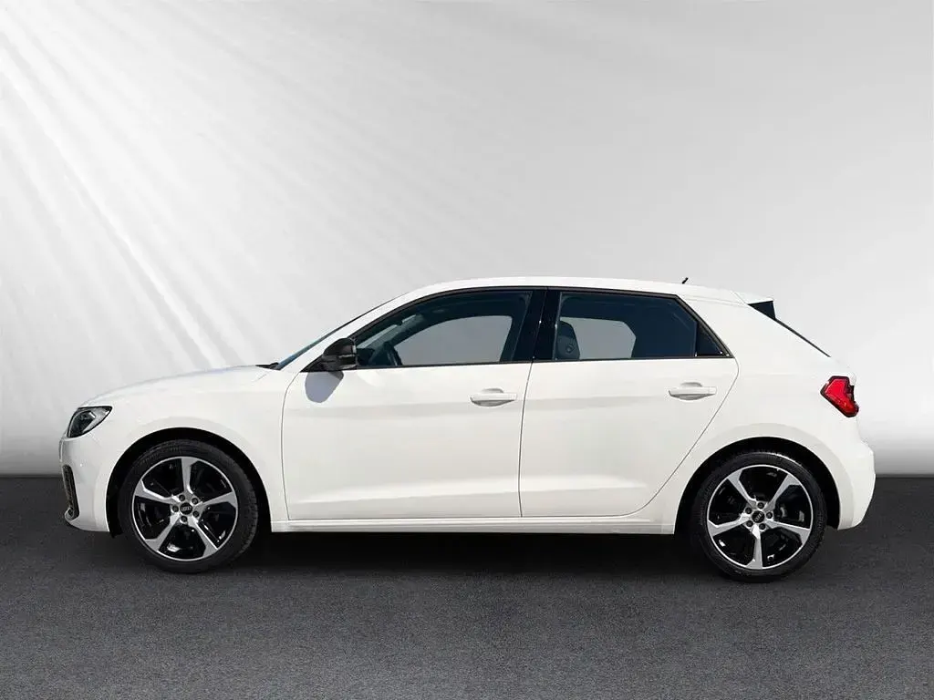 Gebraucht Audi A1 Sportback Advanced Plus 110 PS (80 kW) 2022 Cortinaweiß Kleinwagen