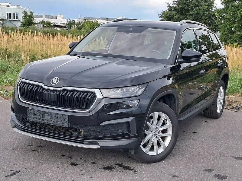 Schwarz Gebraucht 2022 Skoda Kodiaq Clever SUV | 22.900 € (Guter Preis) - Bild 1/4